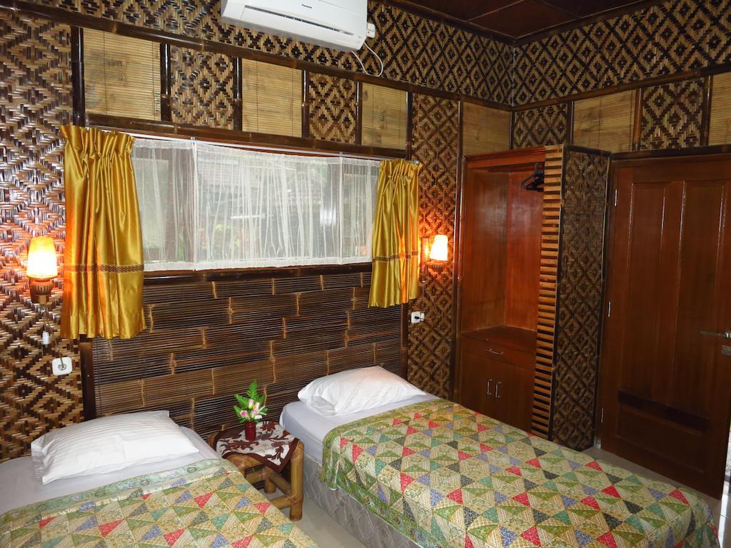 Enny'S Guest House Malang Eksteriør billede
